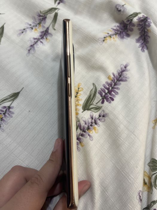 Продам срочно Realme 11 pro 5g