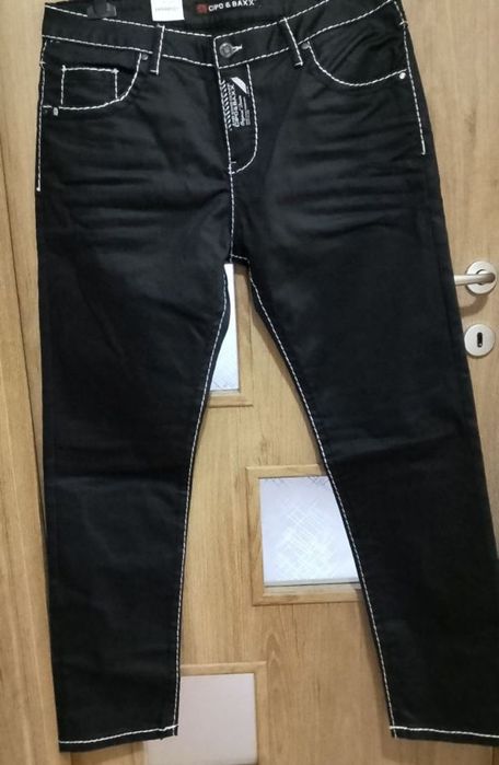 Нови мъжки дънки Cipo&Baxx номер 36
