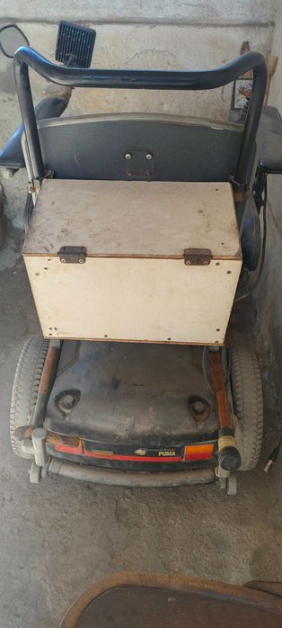 Инвалидна електрическа количка