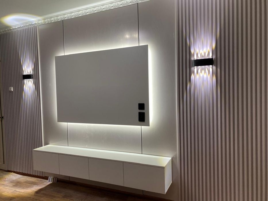 Тв зона. Айна. Шкаф. Спальный зона