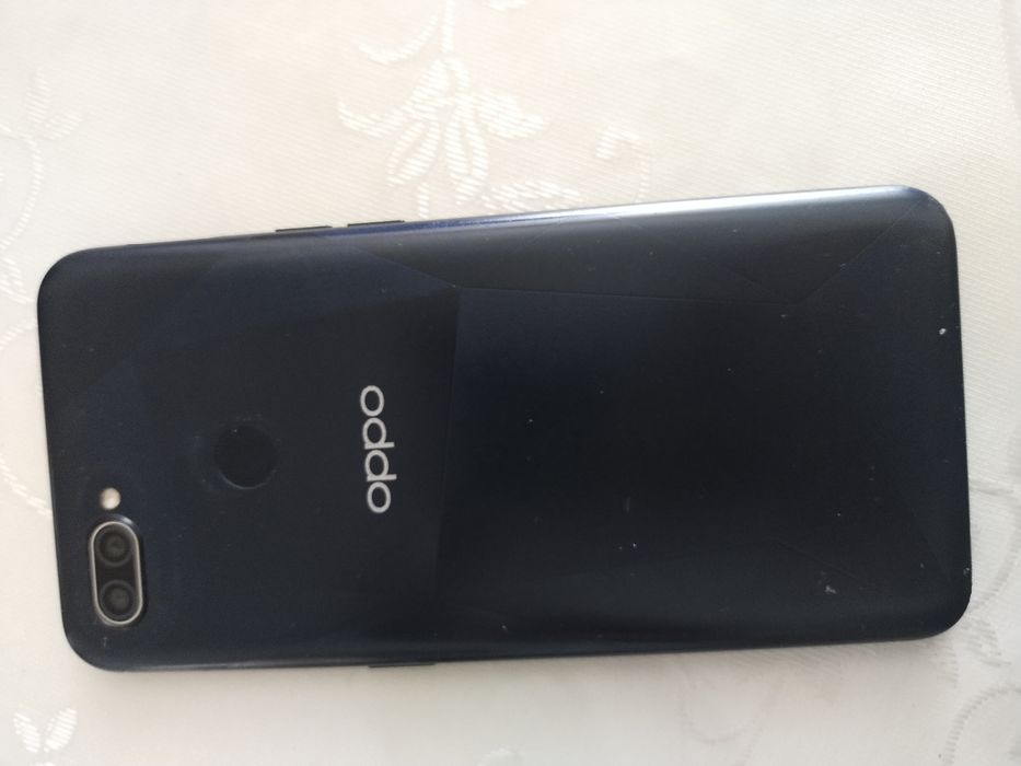 Продам Сот телефон орроа12