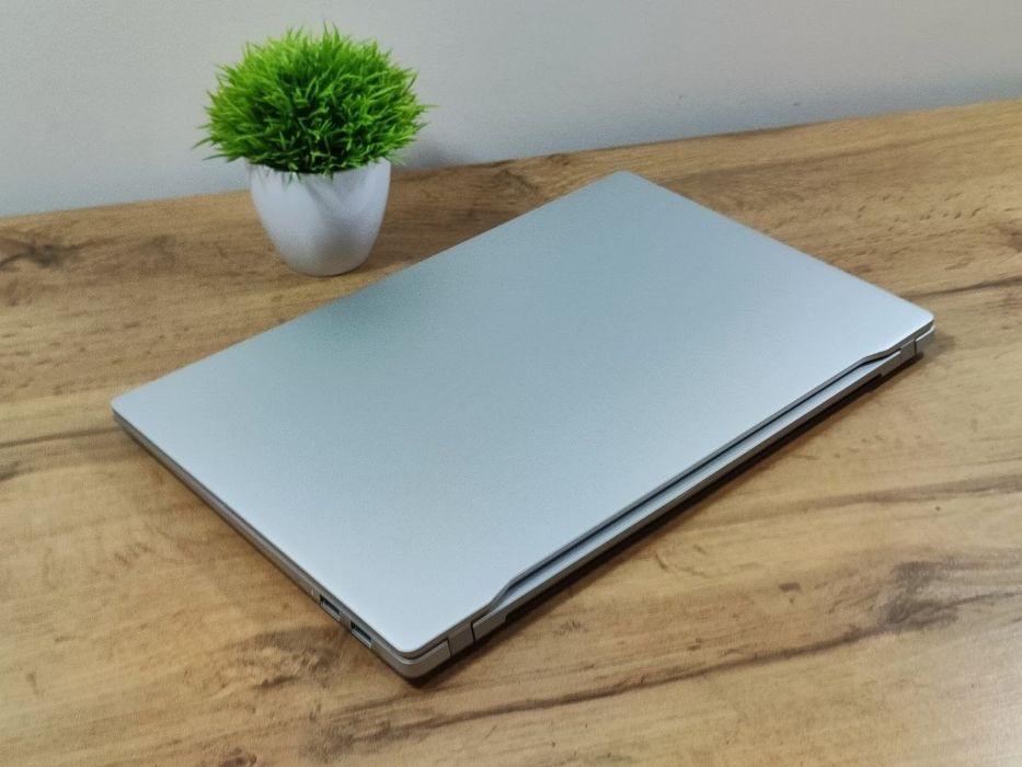 Asus Vivobook S15