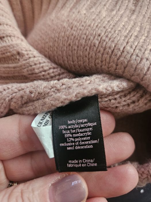 Set căciulă și manusi