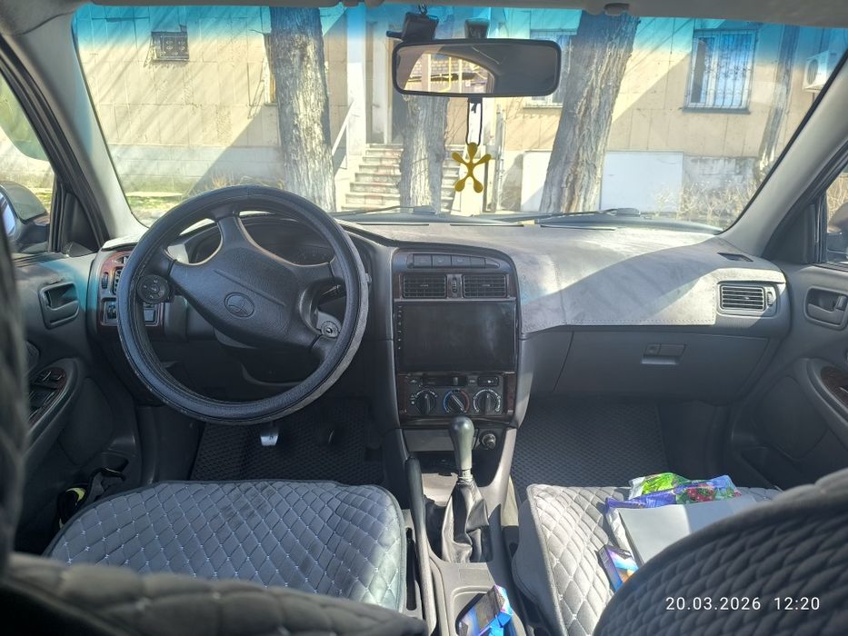 Авенсис 1998 год