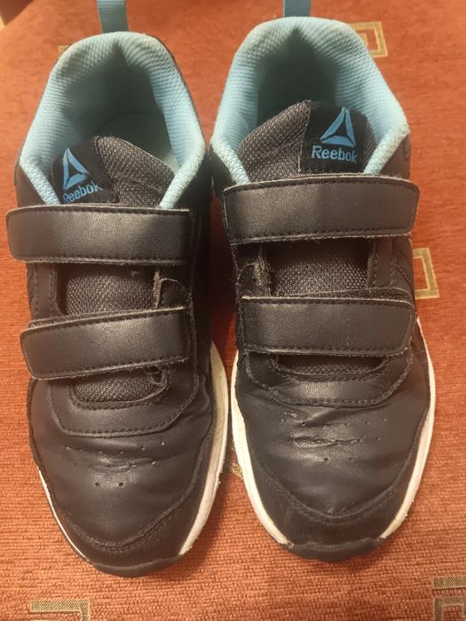 Продаеам маратонки REEBOK