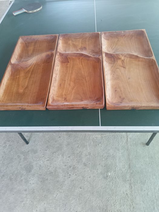 Tăvițe din lemn de cireș