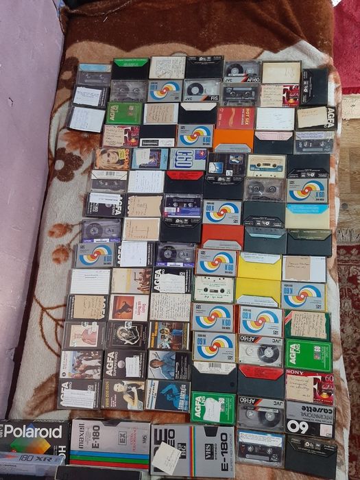 Casete audio originale inregistrate în stare bună
