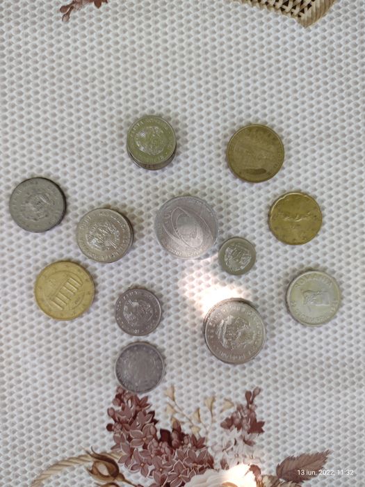 Vând monede și bancnote vechi