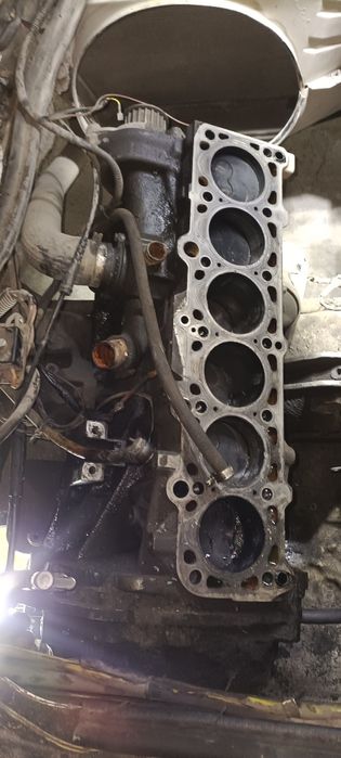 Двигатель коробка Фольксваген LT. DW 2.4