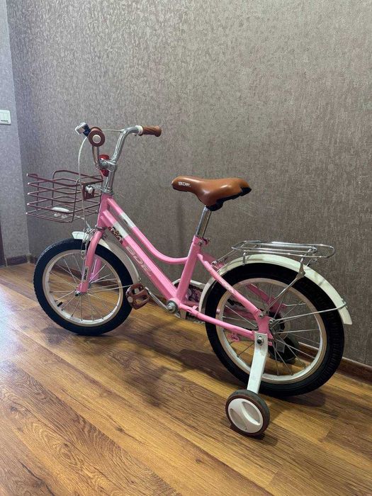 Велосипед двухколесный с корзиной