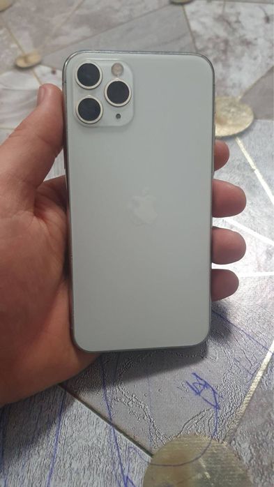Iphone 11 pro sotiladi