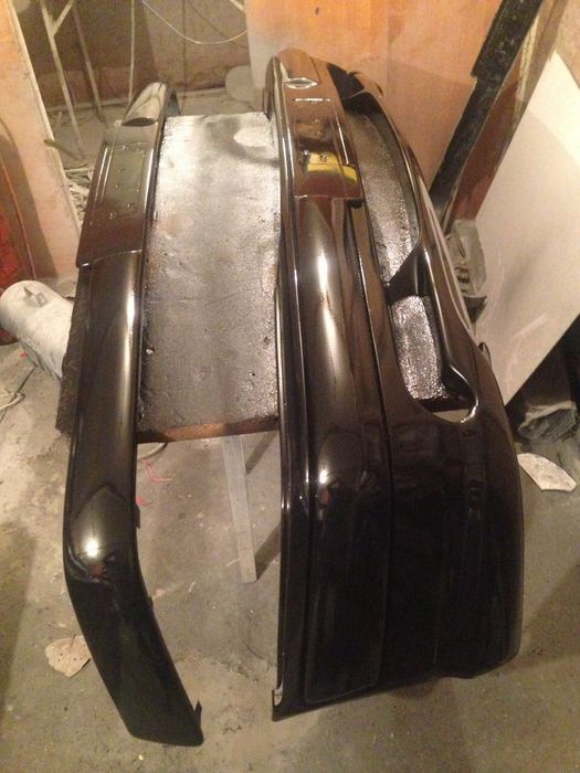 Продам бампер на Мерседес е210 AMG 5,0 5,5