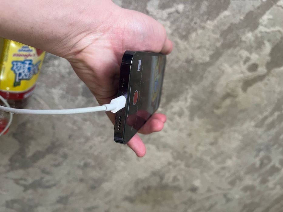 Iphone 14pro идеал