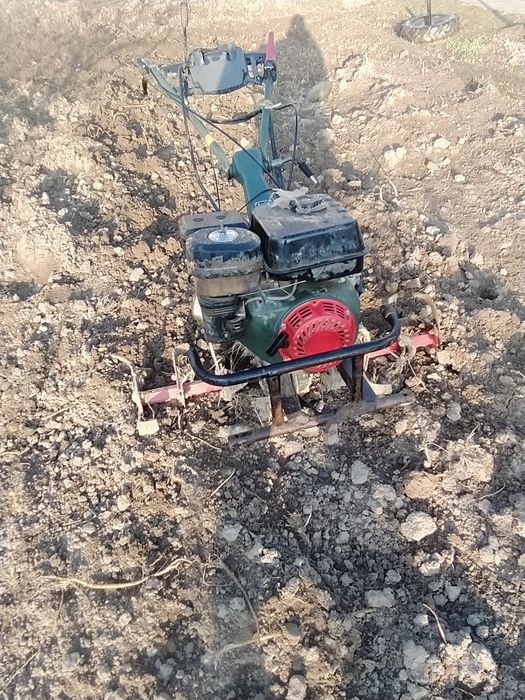 Motoblok sotiladi 9 ot kuchiga ega korobka 12 talik