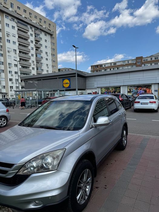 Honda CR-V Honda Crv, km reali - revizii la 10000 km sau 12 luni