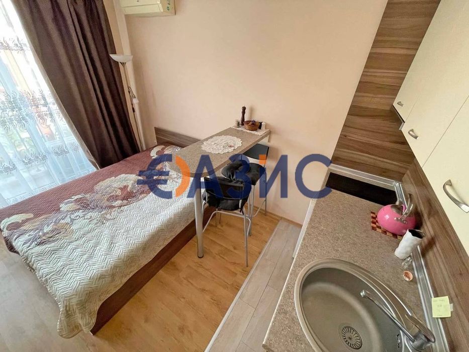 Продава се Едностаен апартамент в к.к. Слънчев бряг - 30 кв.м за 1467 €/кв.м - Снимка #4