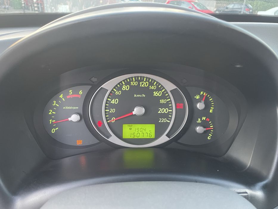 Hyundai Tucson 2.0 Diesel 4X4 trapa istoric finantare