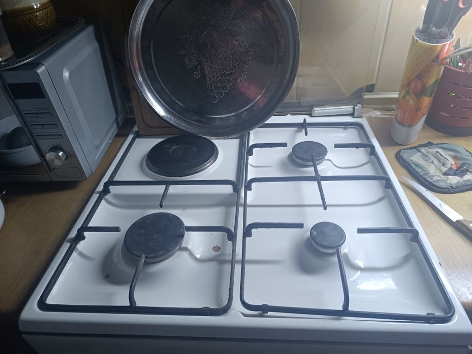 Продается газовая плита