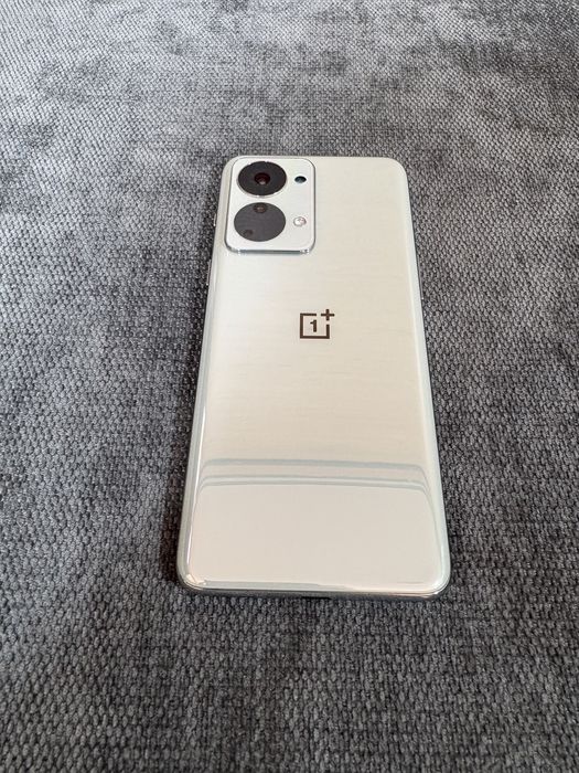 OnePlus Nord 2T 5G