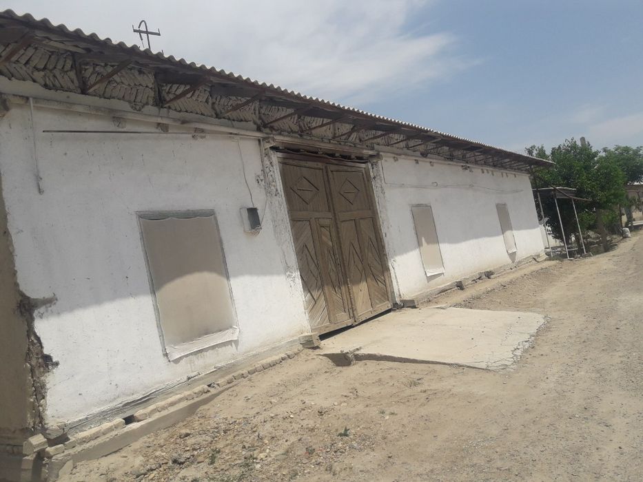 Srochno Hovli sotiladi pul zarur!