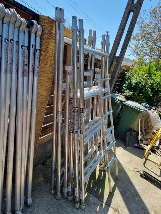 Schela aluminiu turn mobil Boss Ladderspan Mobile Towers 3T Urlati • OLX.ro
