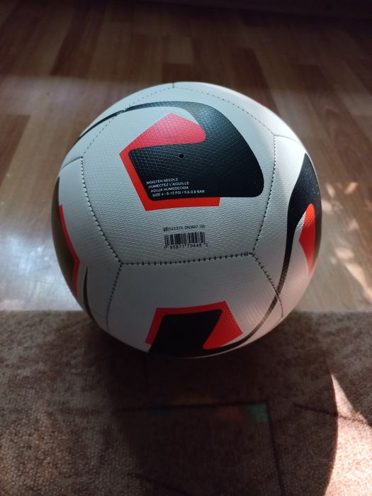 Vând minge fotbal Nike-Park