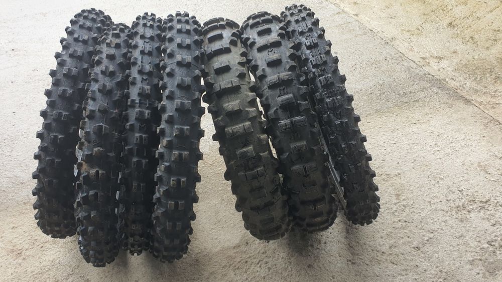 Anvelope Enduro Cross R18 R19 si R21 (140 80 18 / 110 90 19/90 90 21)