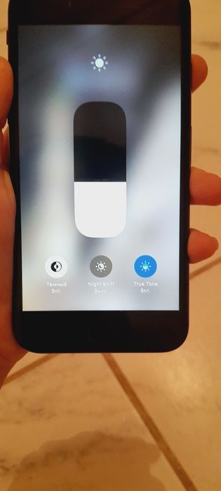 Айфон се 2022 без трешиня