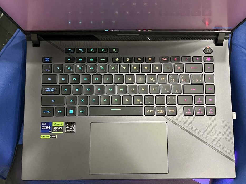 Laptop gaming ASUS ROG Strix G16 (16 inch) i9 14900hx, 4060 (140w), 32gb ddr5, 1TB SSD, 2K res 240hz