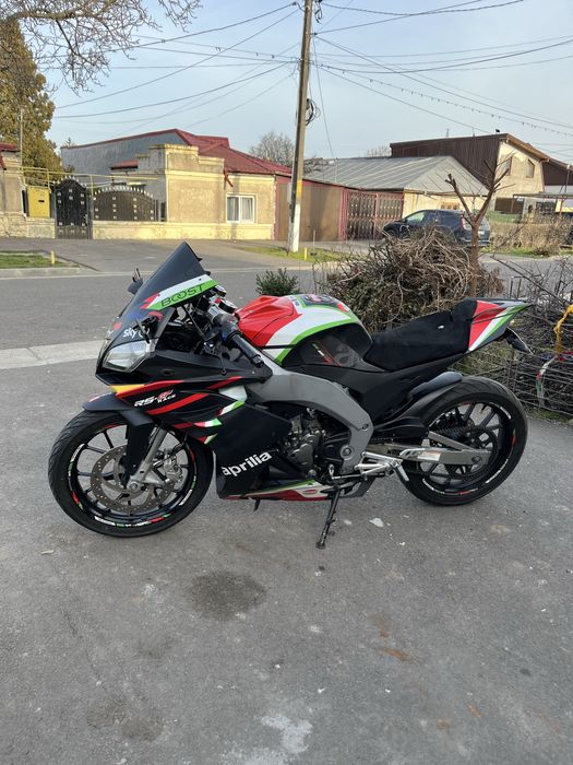 Aprilia rs 125 2017