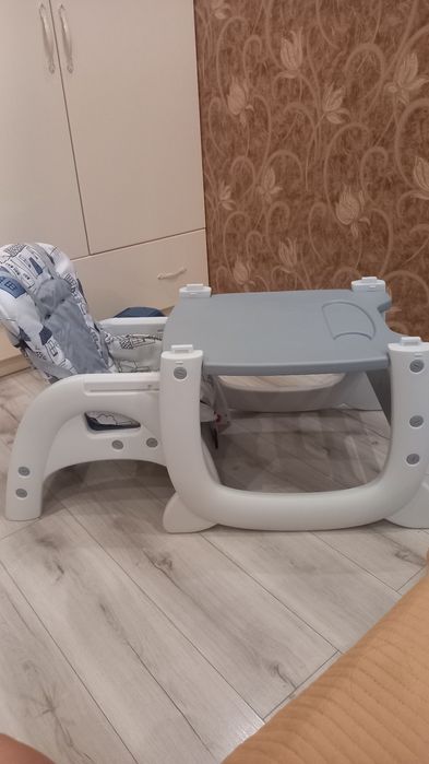 Продам стулья детский. 2в1