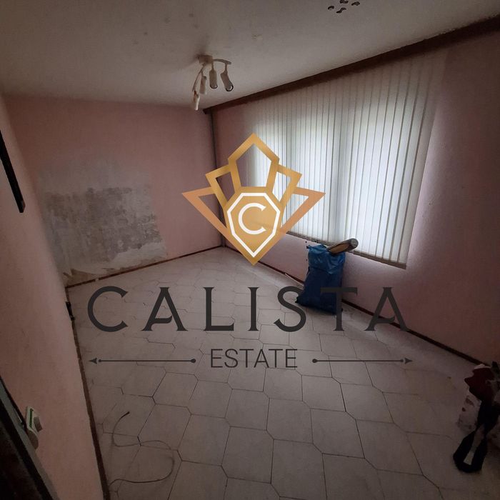 Дава се под наем Тристаен апартамент в Пловдив, Кючук Париж - 96 кв.м за 535.5 € - Снимка #5