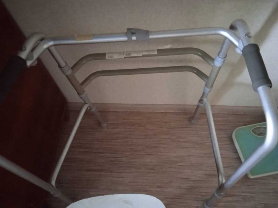 продам Ходунки новые