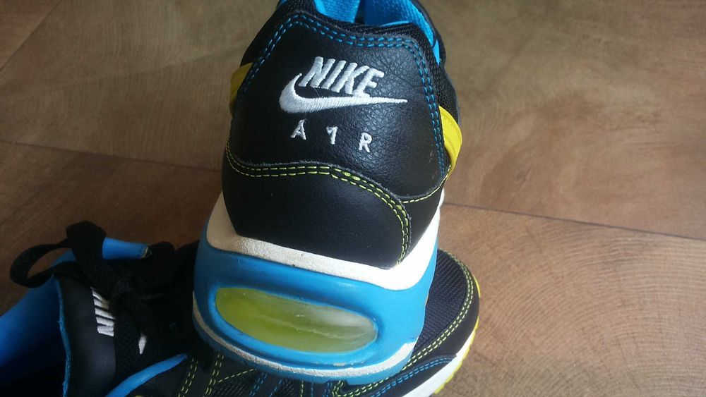 NIKE AIR-MAX Shoes Размер EUR 39 / UK 6 маратонки 299-14-S