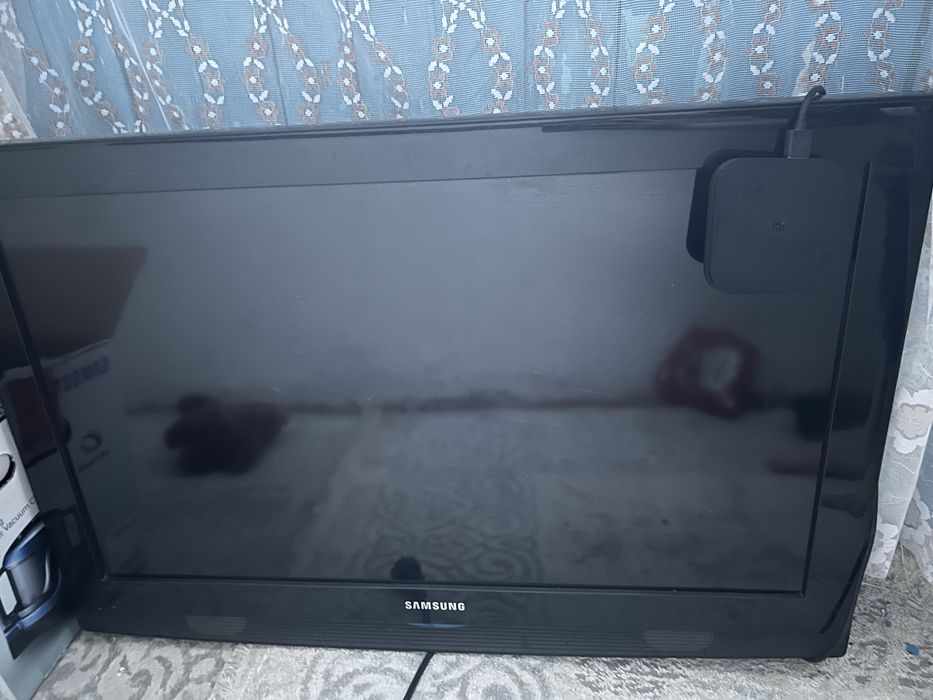 Телефизор SAMSUNG