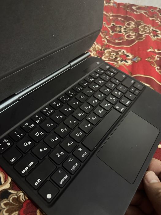 Чехол клавиатура айпад 11 про