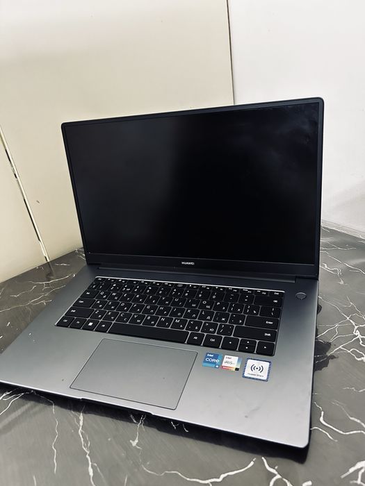 ноутбук Huawei MateBook D15