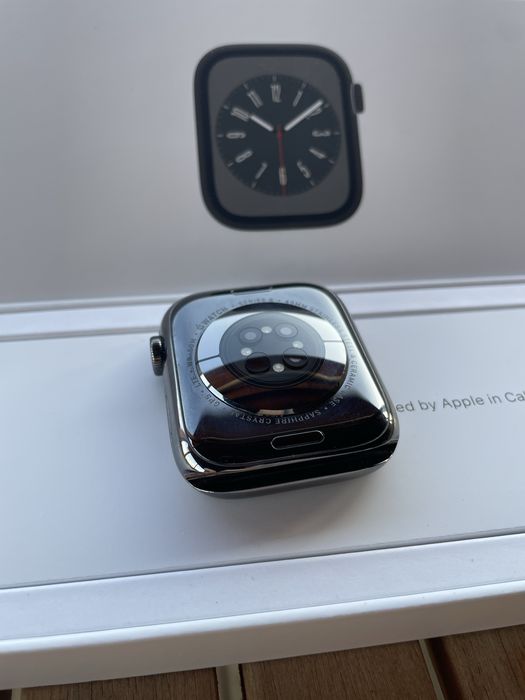 Apple Watch Series 8 Graphite Stainless Steel Case 45 mm