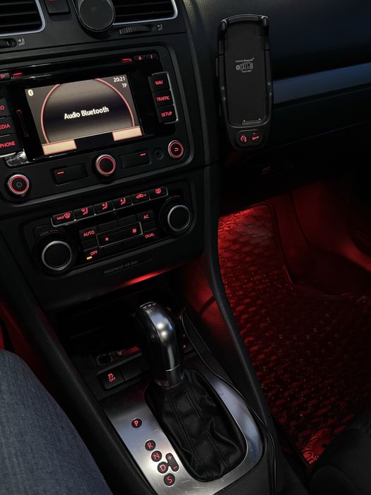 VOLKSWAGEN Golf 2012 — imagine 5