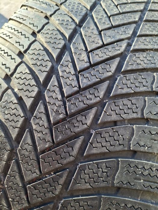 2 Anvelope de iarnă 255 50 r19 Bridgestone