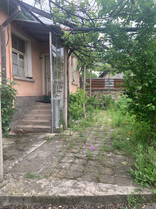 Продава се Къща в Карлово - 110 кв.м за 528 €/кв.м - Снимка #2