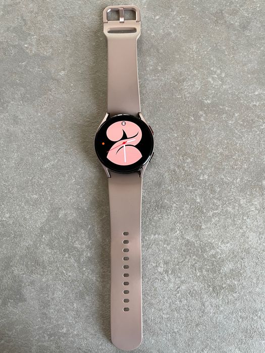 Смарт часовник - Samsung Galaxy Watch 4