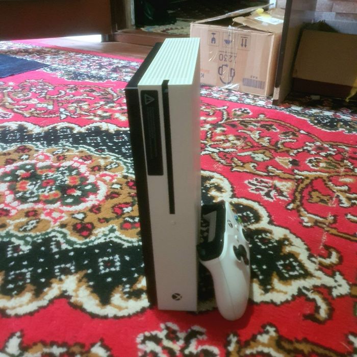 Xbox one s  yangi