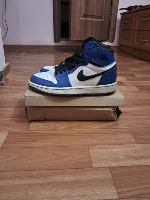 Джордан найк кроссовки