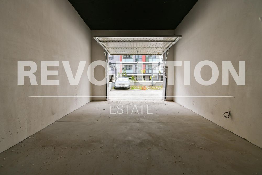 Дава се под наем Гараж / Паркомясто в София, Връбница 2 - 27 кв.м за 125 € - Снимка #1