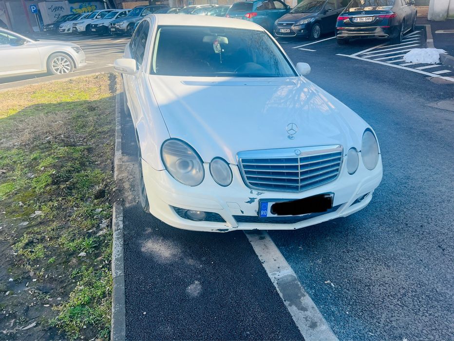 Vand Mercedes E 200