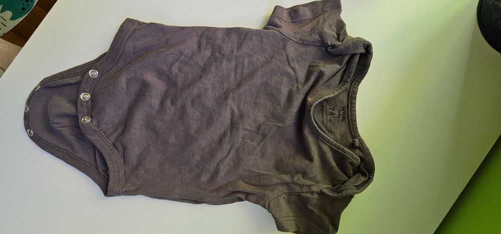 Бебешки дрехи от 56-68 размер и принадлежности за бременни