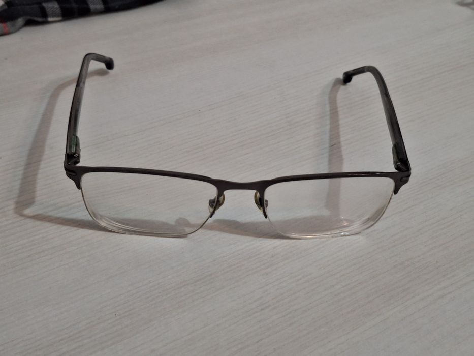 Rame ochelari vedere carrera