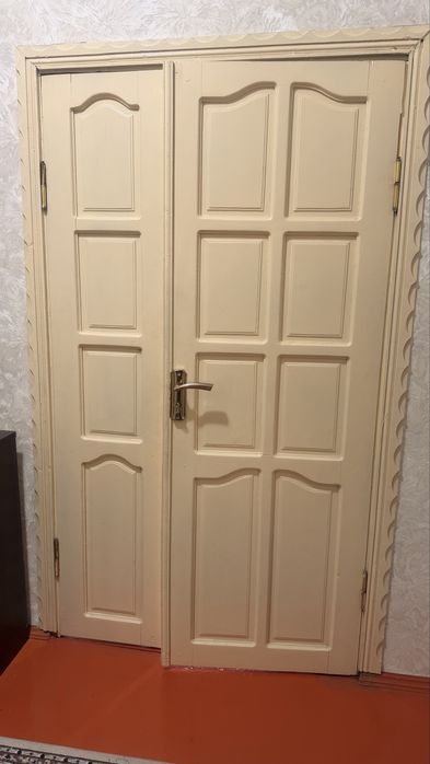 Деревянные  Двери по 20тыс. с торгом