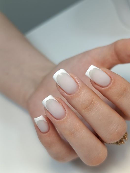 Маникюр, педикюр